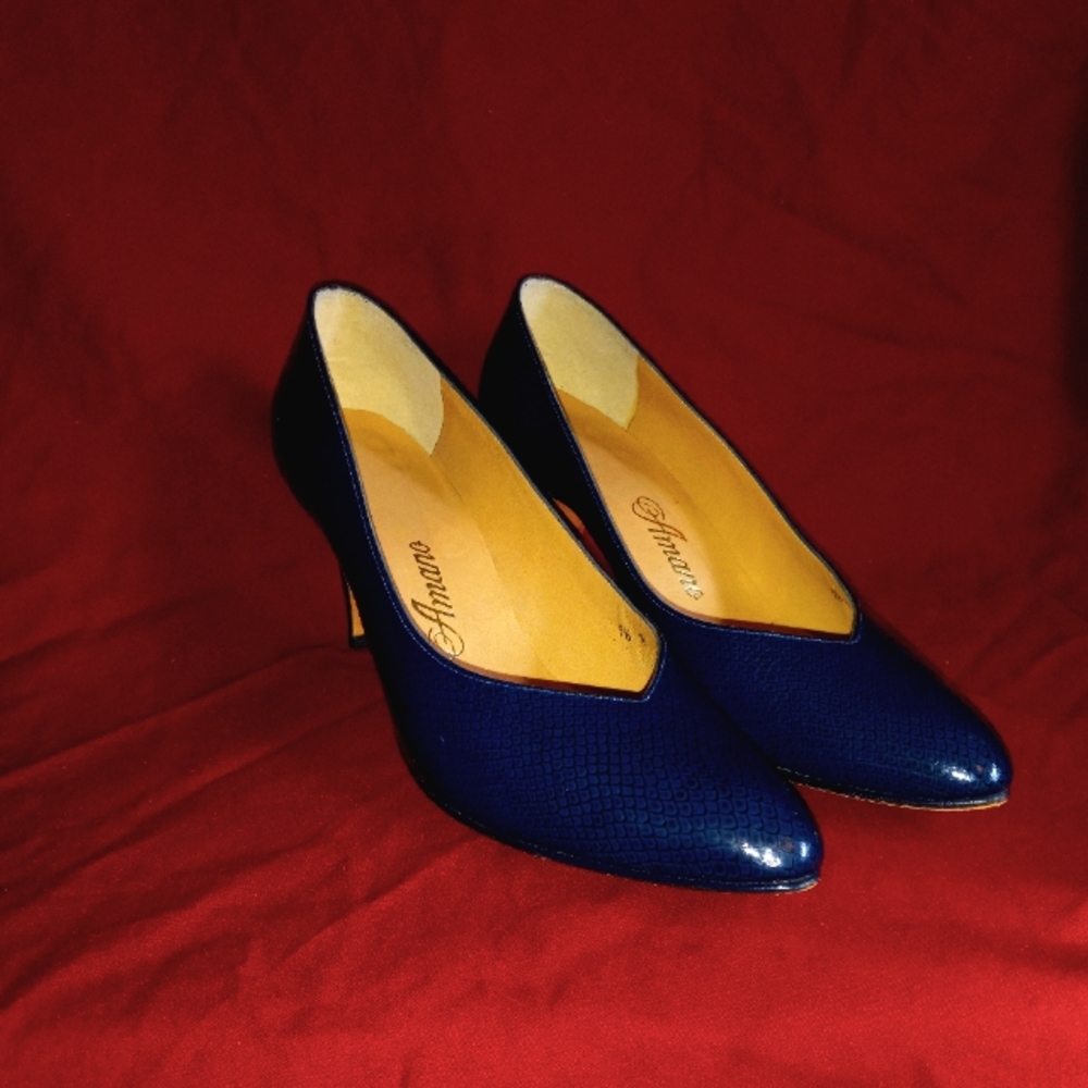 Size 9.5 Amano Vintage Leather Snakeskin Heels, Perfect Condition 🥰